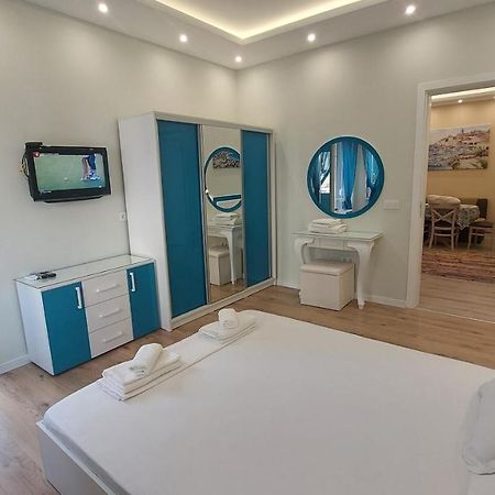 Апартамент Pink&Blue - 2BDR Apartment with Balcony Варна Экстерьер фото