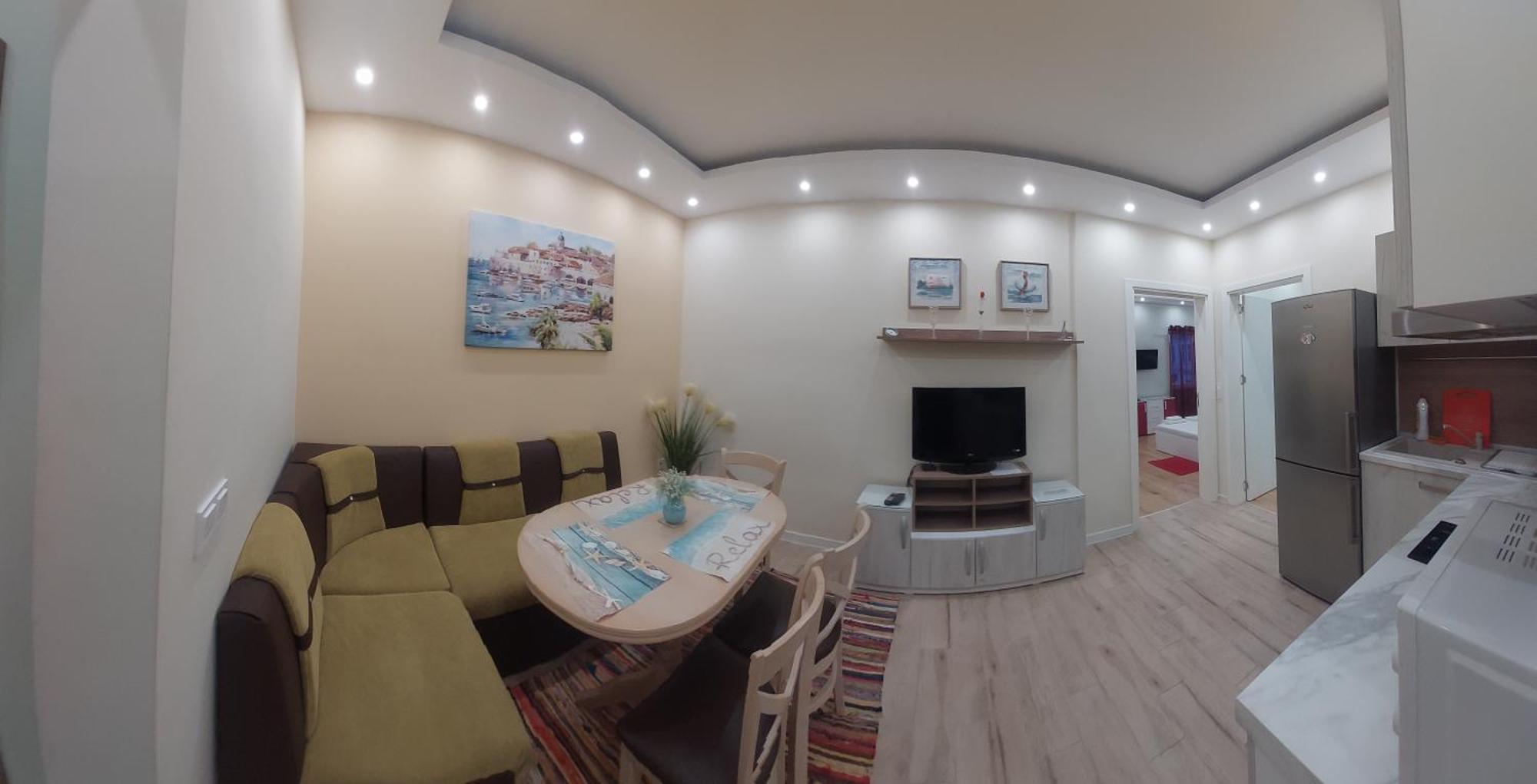 Апартамент Pink&Blue - 2BDR Apartment with Balcony Варна Экстерьер фото
